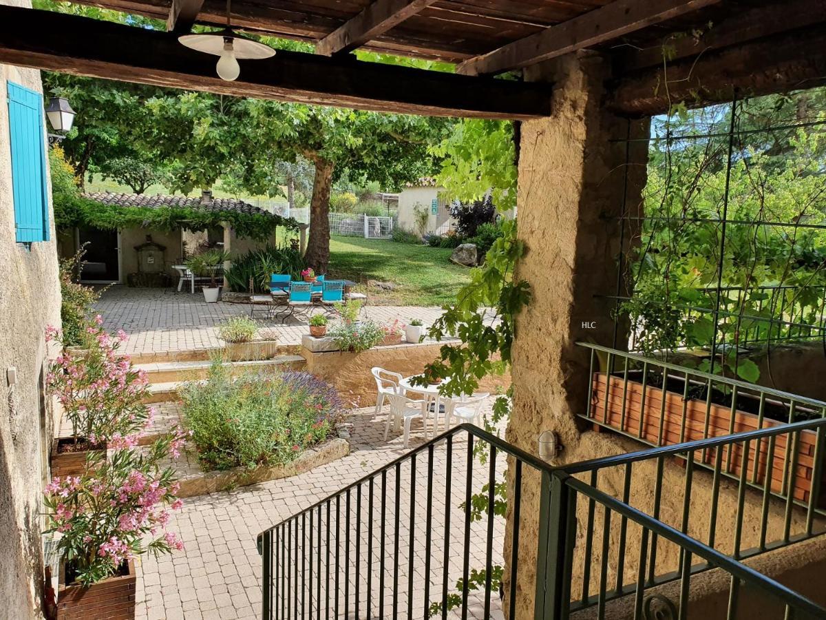 Les Demeures Du Clos Niozelles Esterno foto