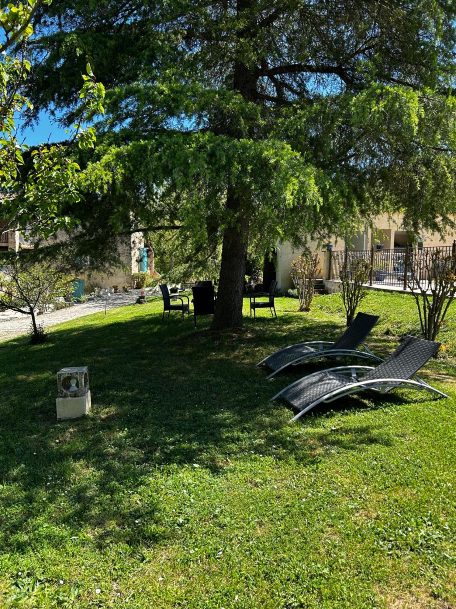Les Demeures Du Clos Niozelles Esterno foto